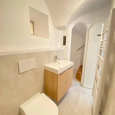 Lejlighed Maison De Ville Au Suquet 3 Chambres 3 Sdb Balcons Cannes